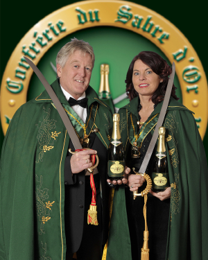 Kentish Maitre Sabreurs Where Sabre Meets Bottle S